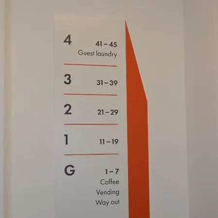 Easyhotel West 2* Zurigo