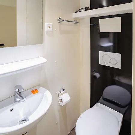 Easyhotel West 2* Zürich
