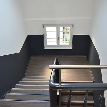 Ξενοδοχείο Delta - Self Check-in 2*