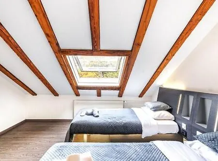 Hotel Delta - Self Check-in 2*