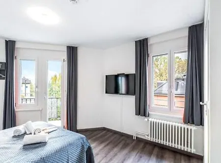 Delta - Self Check-in Hotel