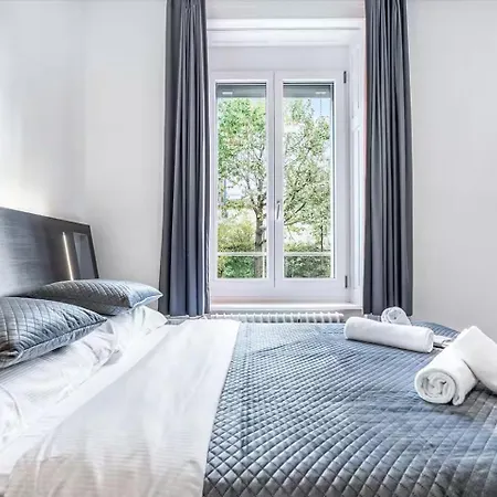 Delta - Self Check-in 2*