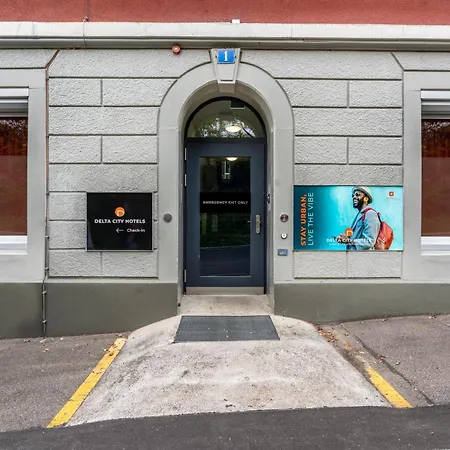 Hotel Delta - Self Check-in 2*