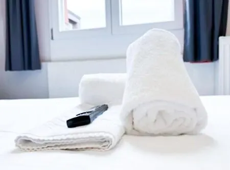 Delta - Self Check-in Hotel