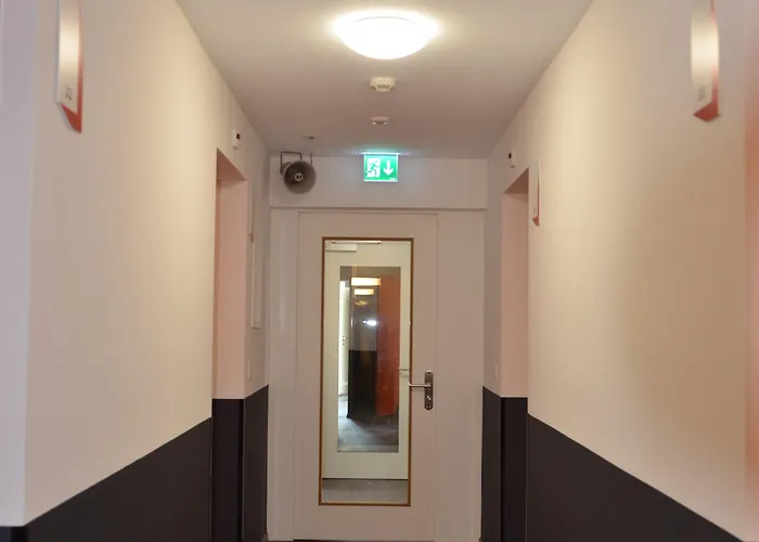 Delta - Self Check-in Hotel