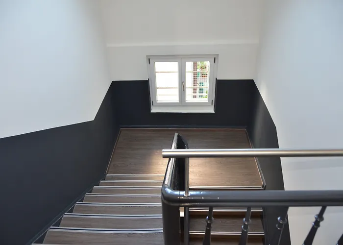 Hotel Delta - Self Check-in 2*